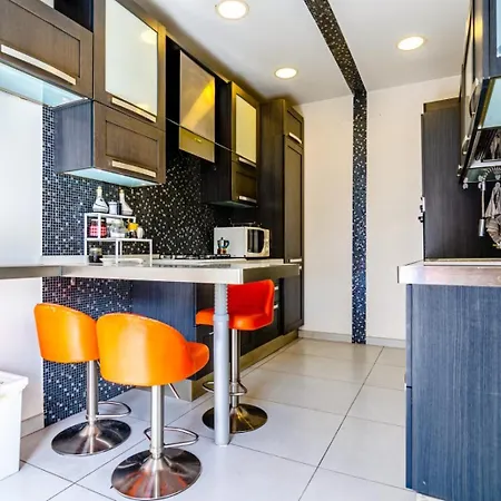 Cipro Roomy House - Vatican Appartamento *